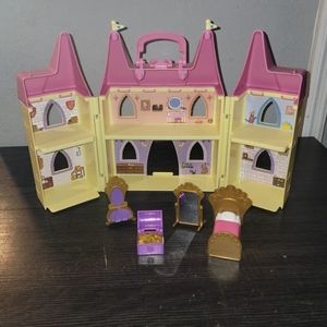 Peppa Pig Folding Castle & Accessories